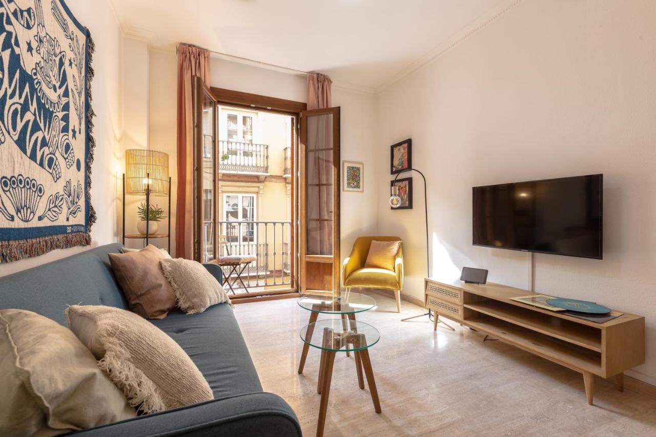 Bright Apartment With Patio And Balconies In The Center Málaga Kültér fotó