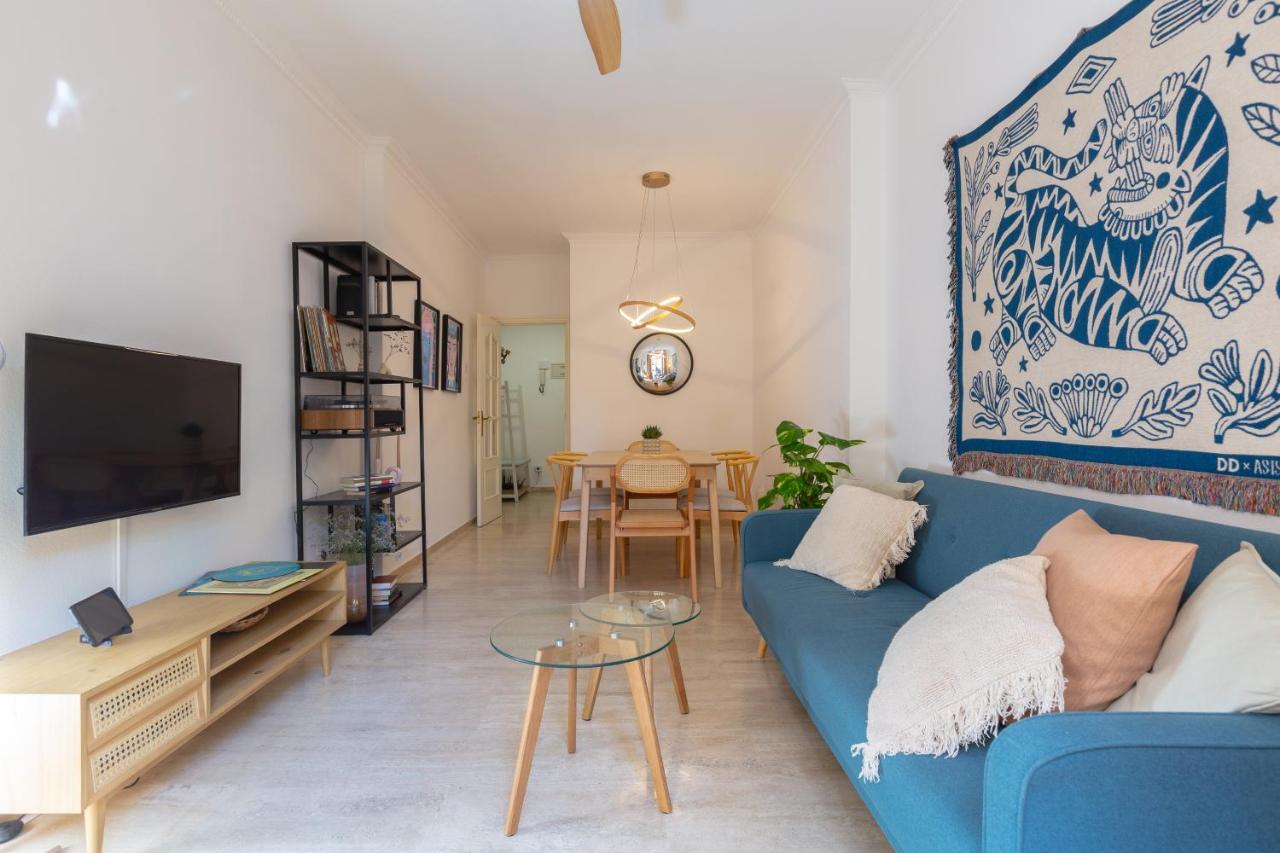 Bright Apartment With Patio And Balconies In The Center Málaga Kültér fotó